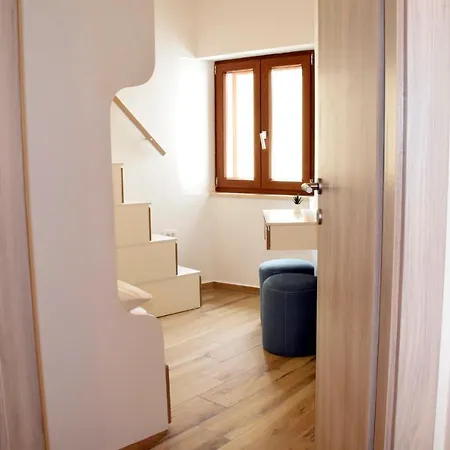 Ela Apartment *