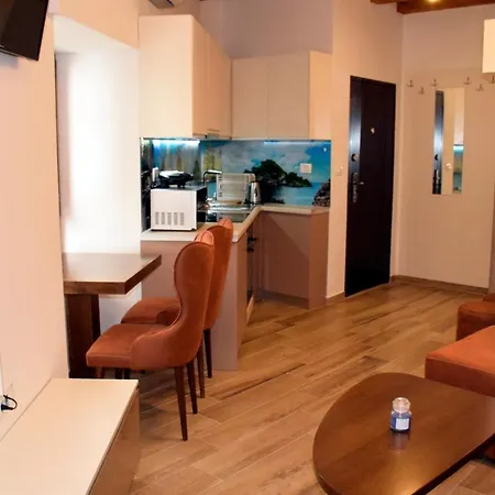 Ela Apartment